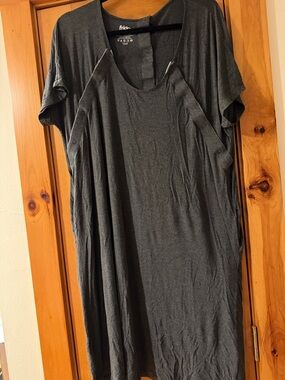 Frida Grey Oversized T-Shirt Medical and Nursing Dress Snaps pockets One size